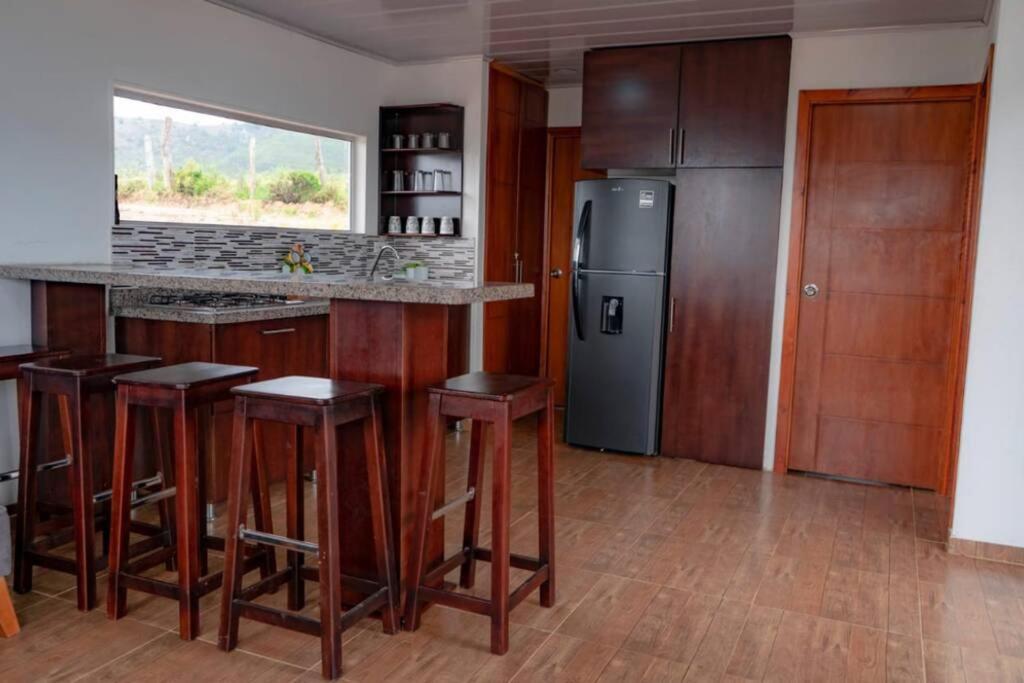 Chalet Familiar Delpilar, Full Equipado, Zona De Jacuzzi! *