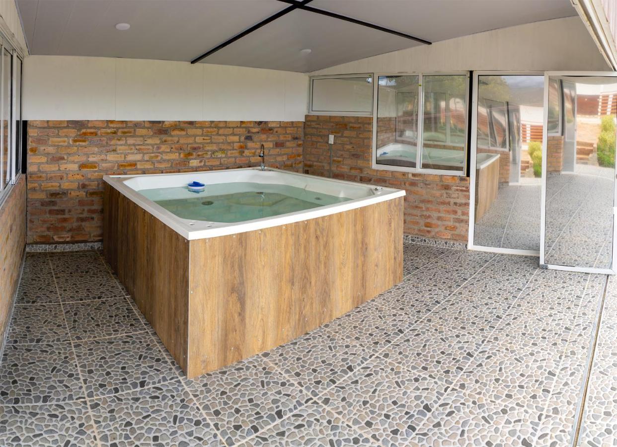 Chalet Familiar Delpilar, Full Equipado, Zona De Jacuzzi!