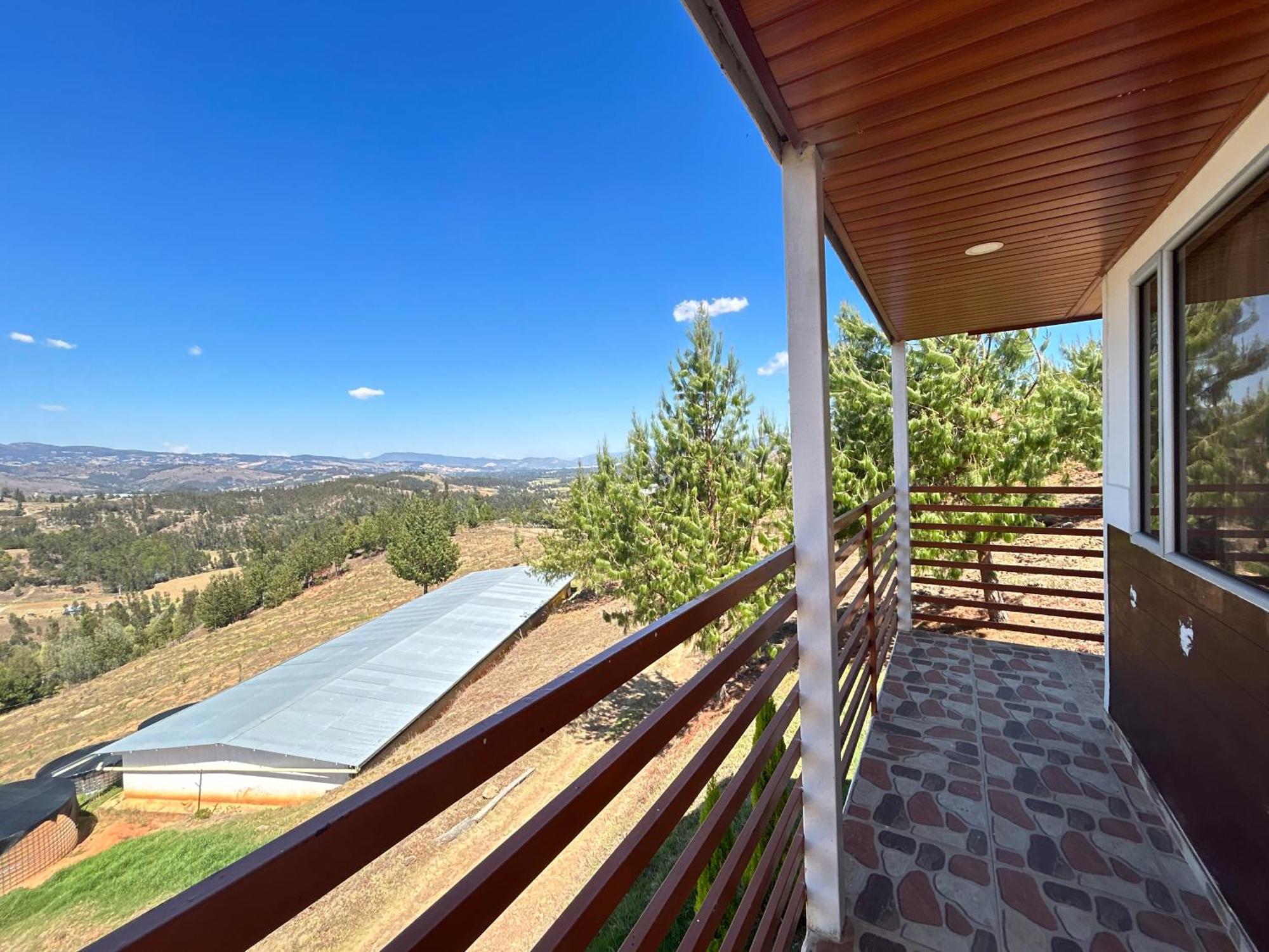 Familiar Delpilar, Full Equipado, Zona De Jacuzzi! Chalet Sogamoso